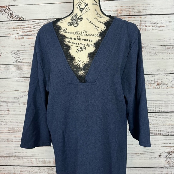 Amaryllis Dress lace detail dark navy half sleeve size 2X midi dress - Picture 2 of 8